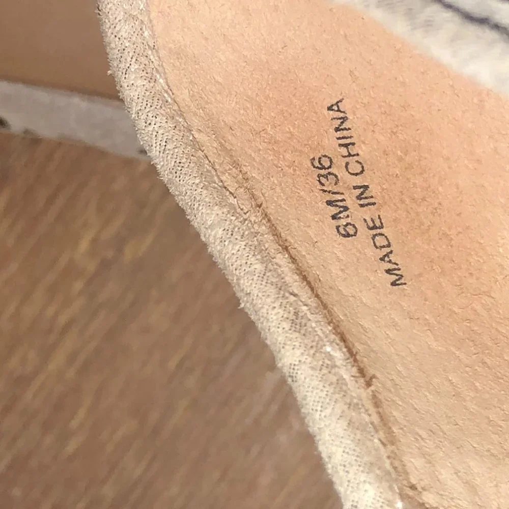 Vince Camuto Ballet Flats size 6 - Picture 6 of 7